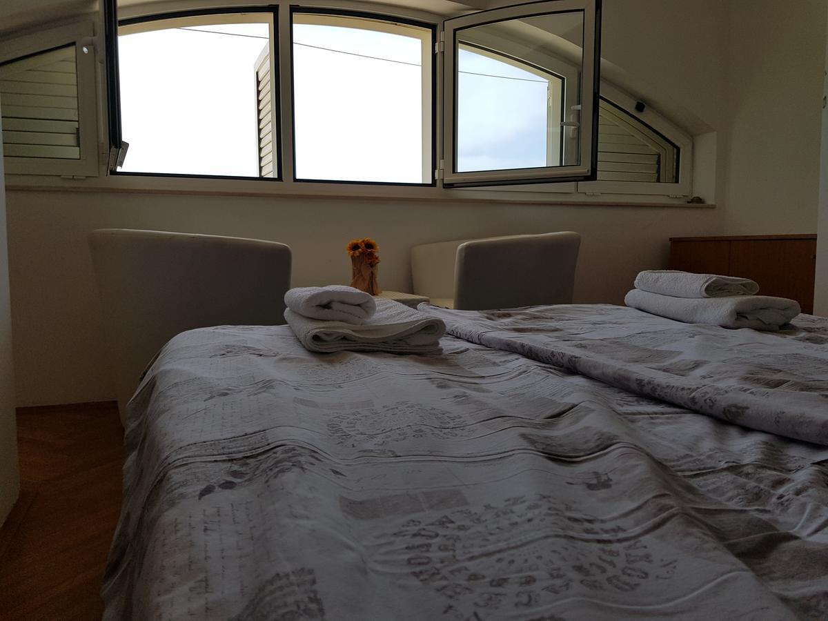 Apartment Dove With Sea View And Free Parking Дубровник Экстерьер фото